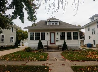 226 E Lincoln Ave, Watseka, IL 60970