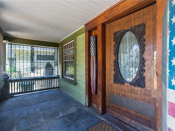 4th image of 2302 W 21st St