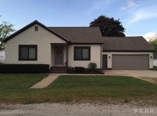 207 W Bertram St, Metamora, IL 61548