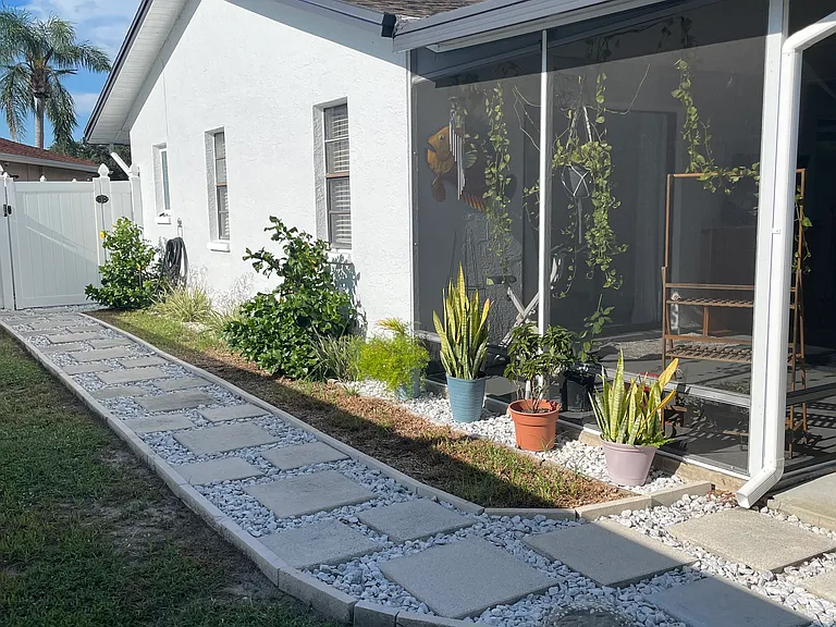 9404 Anne Ct — Photo 13