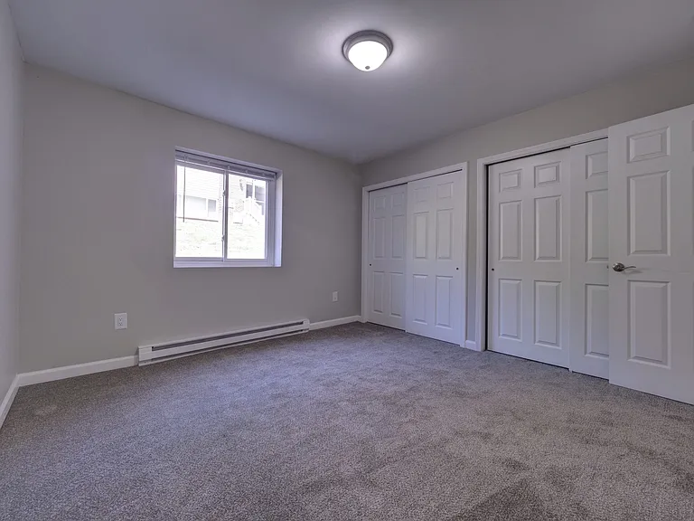 Highland Club Apartments — Photo 19