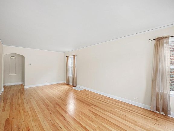 4th image of 7225 S Richmond St
