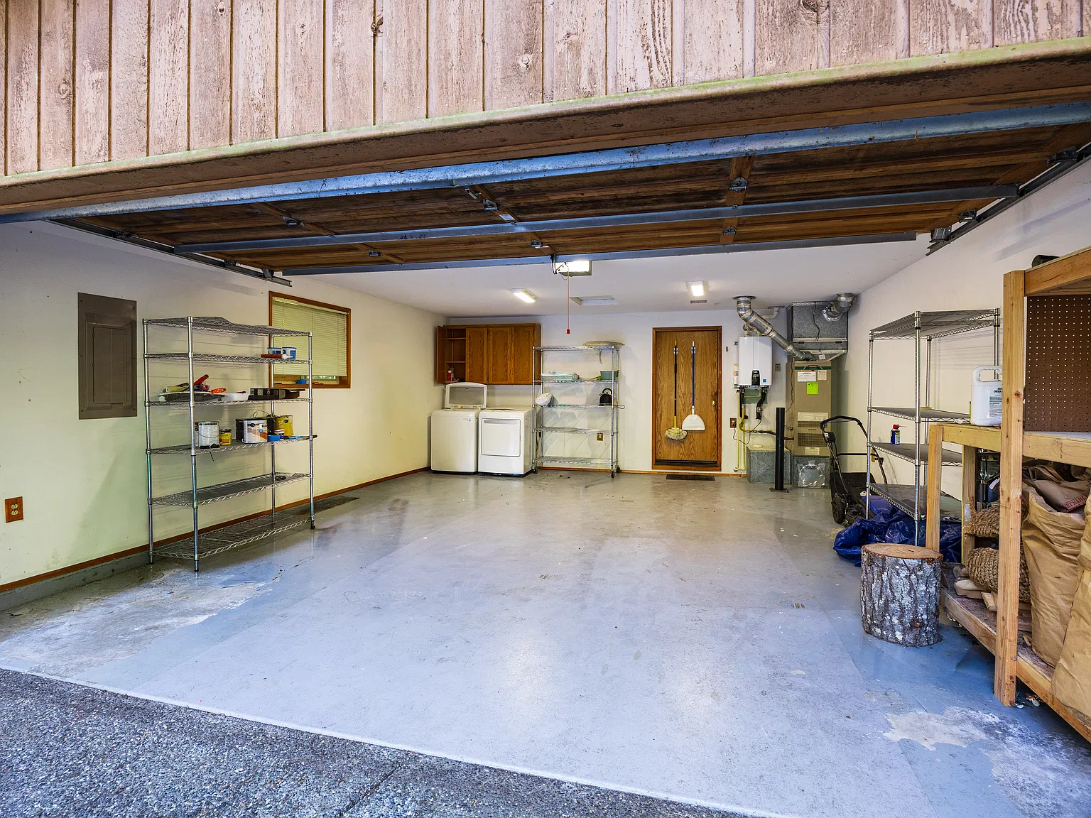 3 bed, 1355 sqft, $2,900 — Photo 4