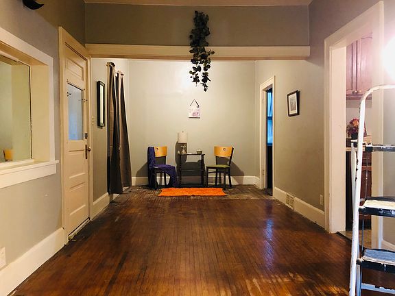 5th image of 115 N Pierpont Ave