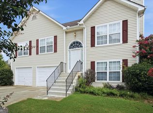 8039 Mustang Ln, Riverdale, GA 30274