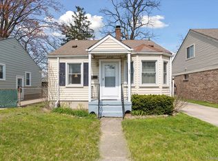 21724 Donaldson St, Dearborn, MI 48124