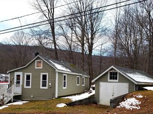 6 Goss Hill Rd, Huntington, MA 01050