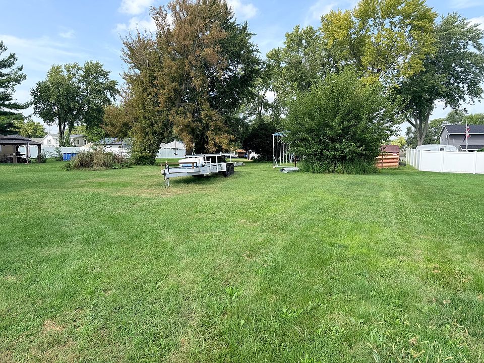 2nd image of 420 Richards St