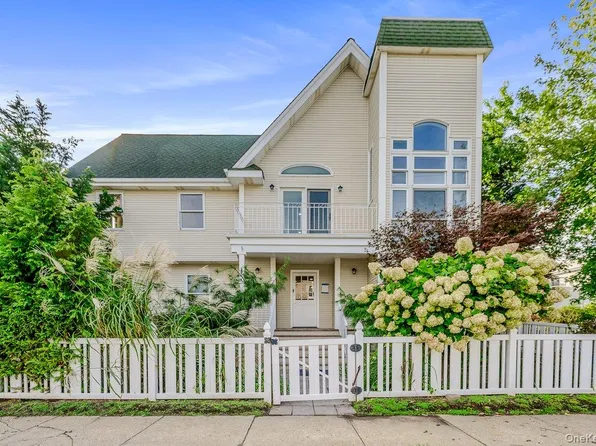 139 Coronado Street, Atlantic Beach, NY 11509