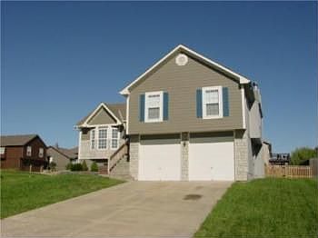 1st image of 1232 SE Rosehill Dr