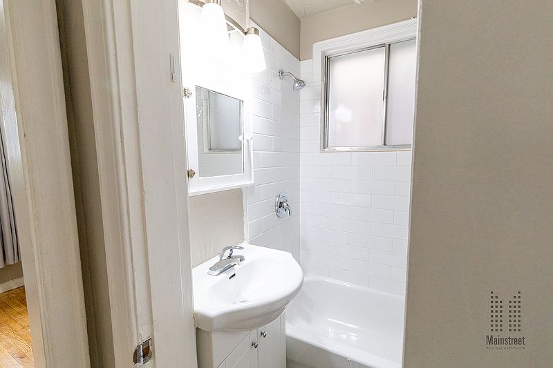 Calgary Apartment for rent - 1 Bedroom — photo 16