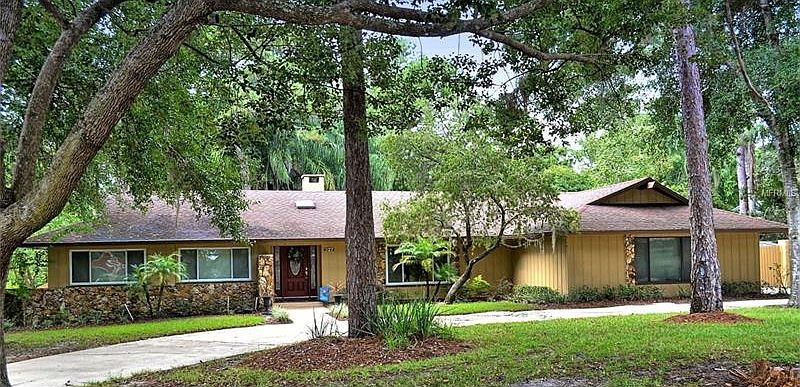 1st image of 327 Valley Dr