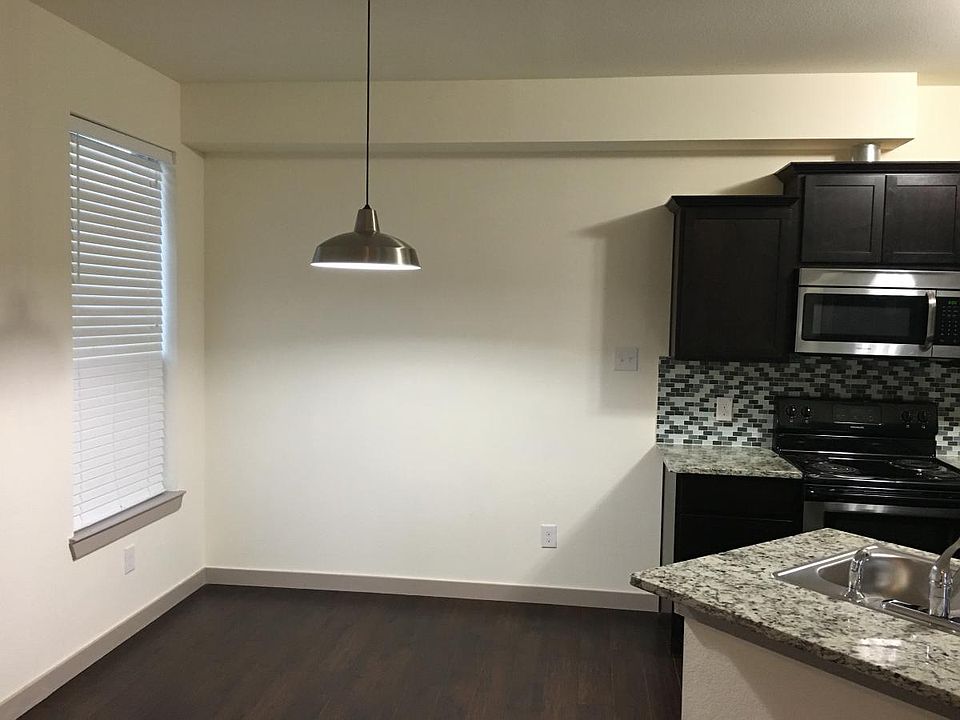 1st image of 3609 Valley Vista Dr