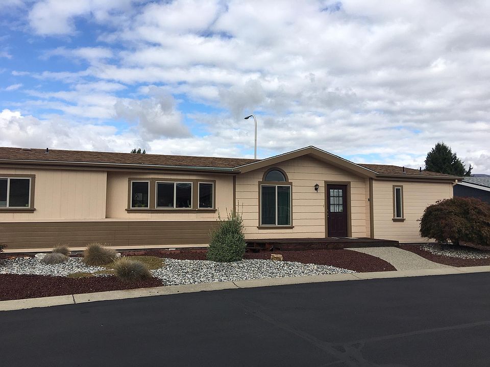 1st image of 1608 Clark Dr #4