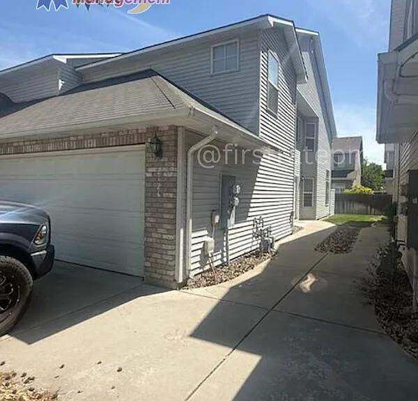 2122 S Dorothy Ave — Photo 1