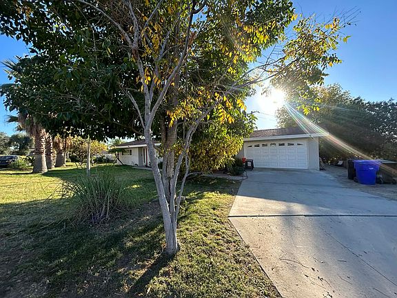 2nd image of 3920 El Camino Dr