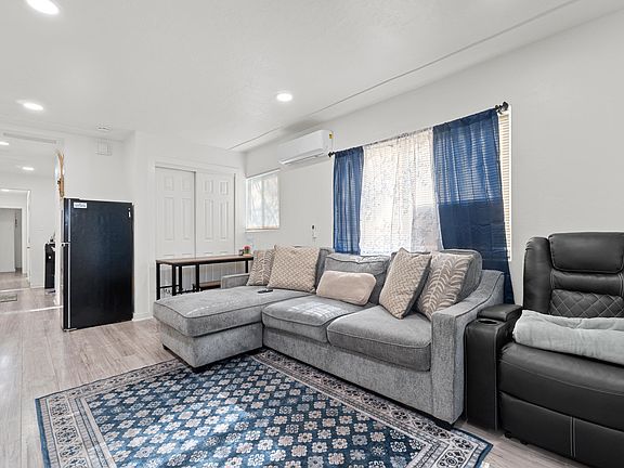 3rd image of 448 S Palm Street