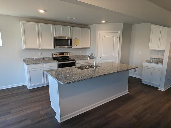 2nd image of 10017 Sequoyah Cove Dr