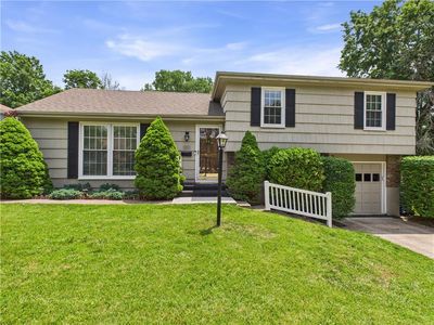 8101 E 133rd Ter, Grandview, MO, 64030