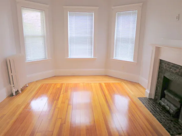 210 Powder House Blvd, Somerville, MA