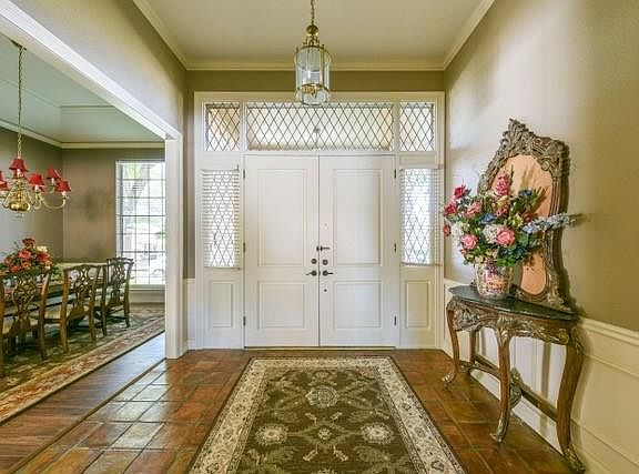 3rd image of 5712 Covehaven Dr