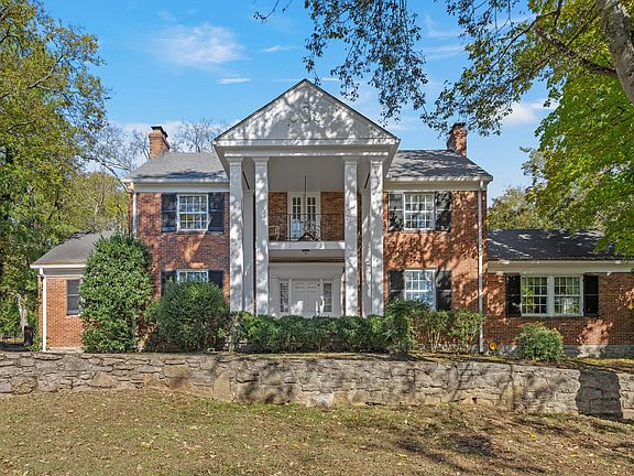 2nd image of 2304 Woodmont Blvd