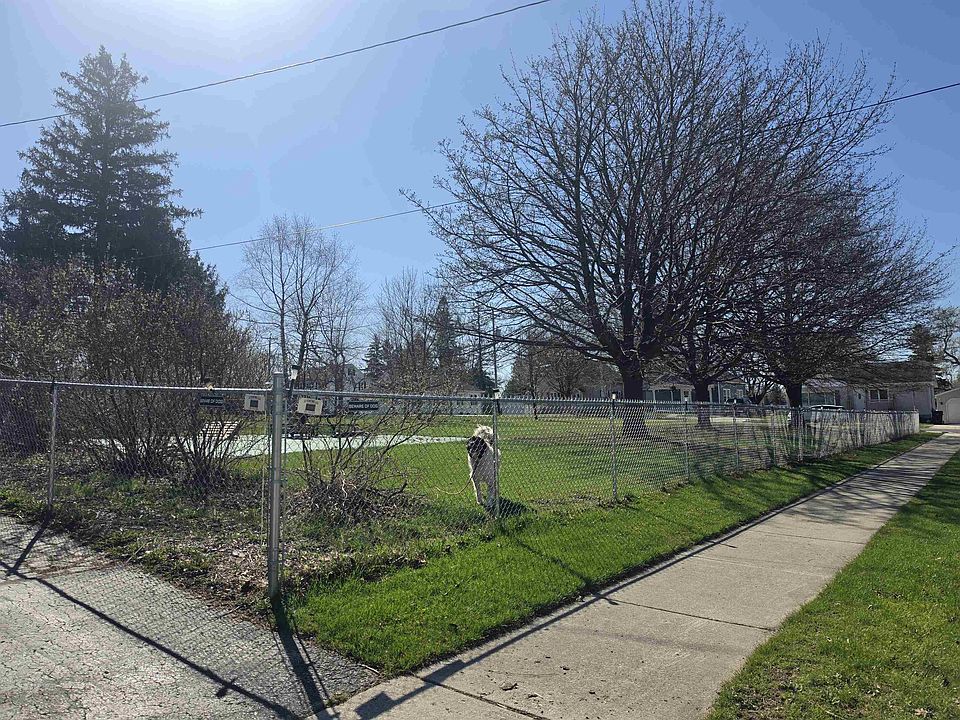 1st image of Washington St