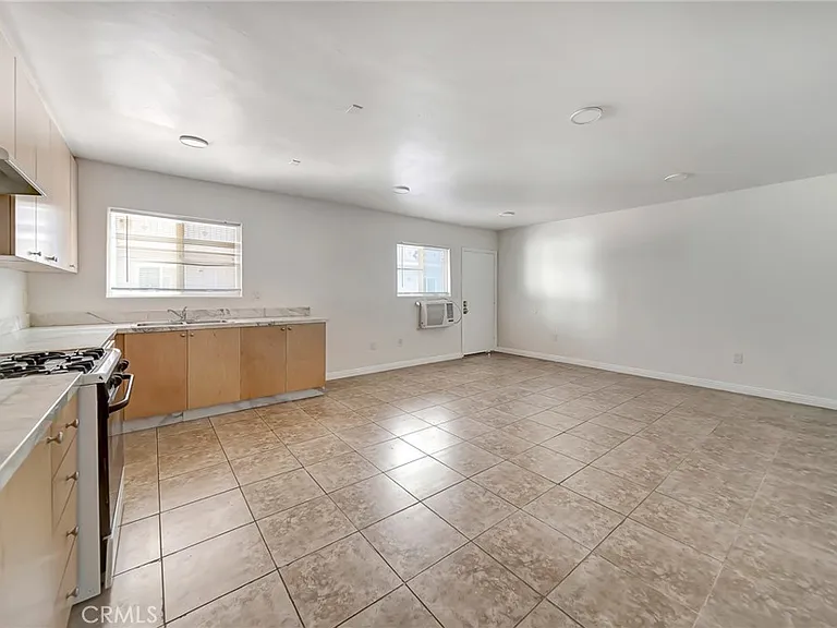 6735 Elmer Ave #9 — Photo 18