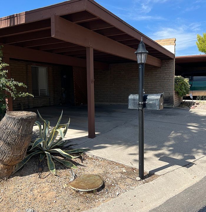 1st image of 525 W Calle Lindero