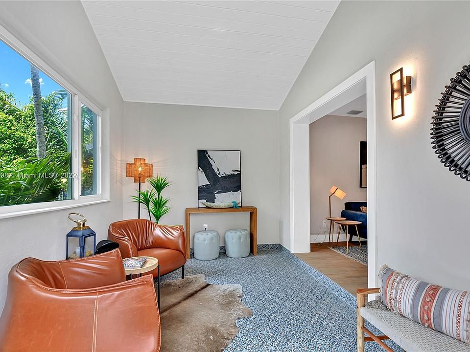 1st image of 1045 NE 84th St #0