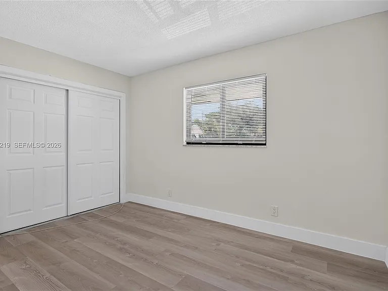 615 NE 26th St #7 — Photo 13