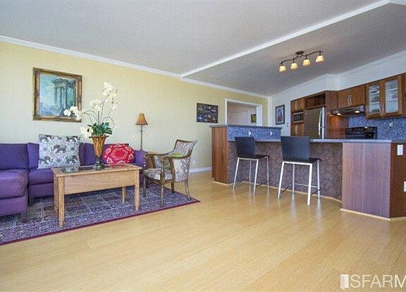 2nd image of 1200 Gough St Unit 11D