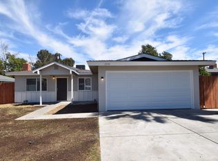 11136 Thrush Dr, Riverside, CA 92505