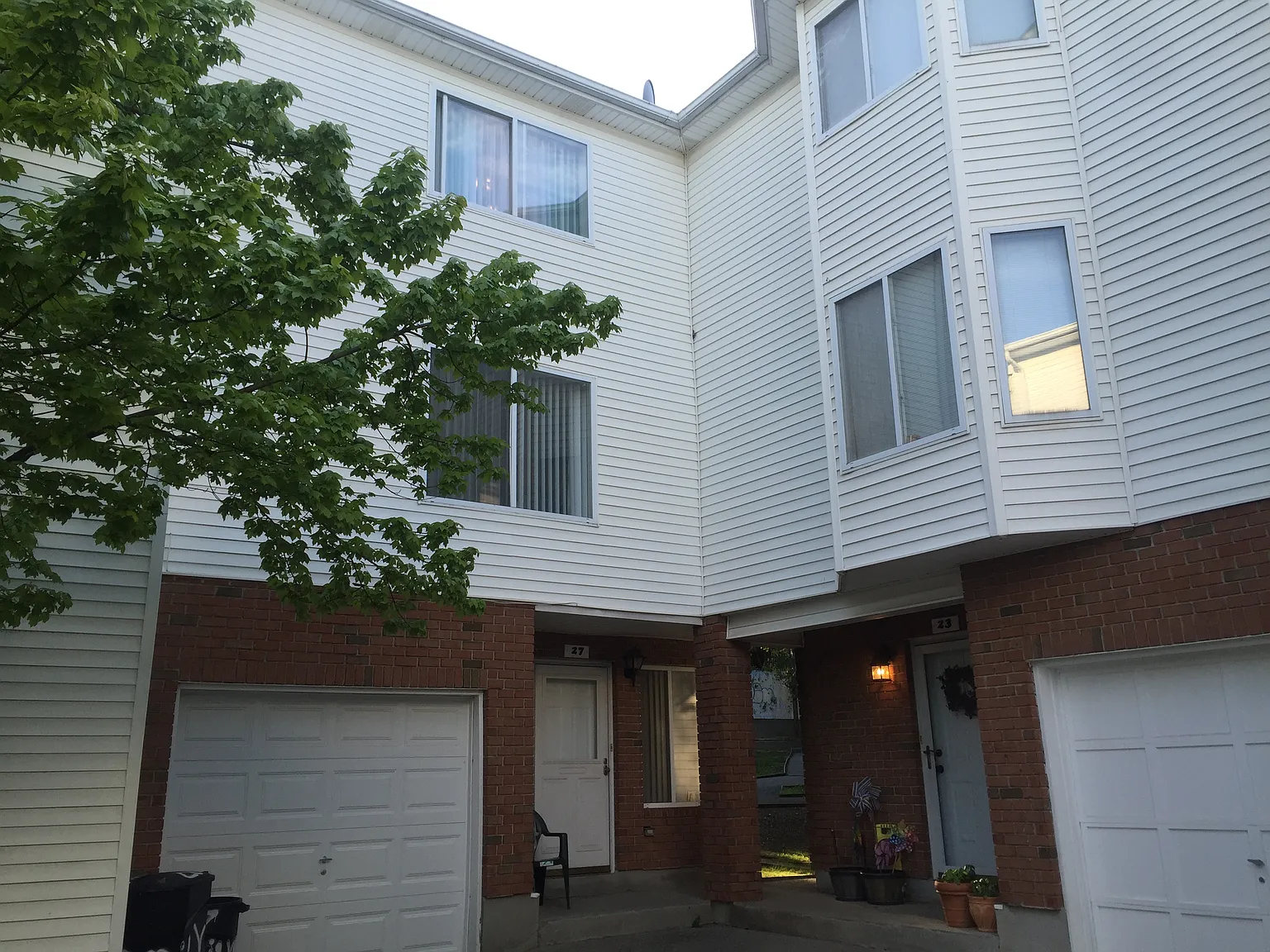 27 Emily Ln photo 1