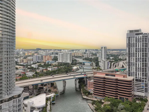 185 SW 7th St APT 2900, Miami, FL 33130