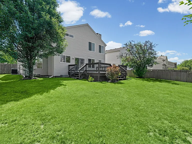 931 Taralon Trl — Photo 23