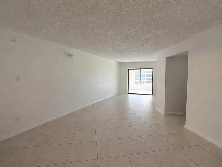 9440 SW 8th St #208 — Photo 16