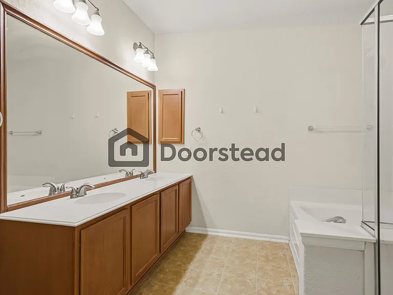 4802 James Gaines — Photo 24