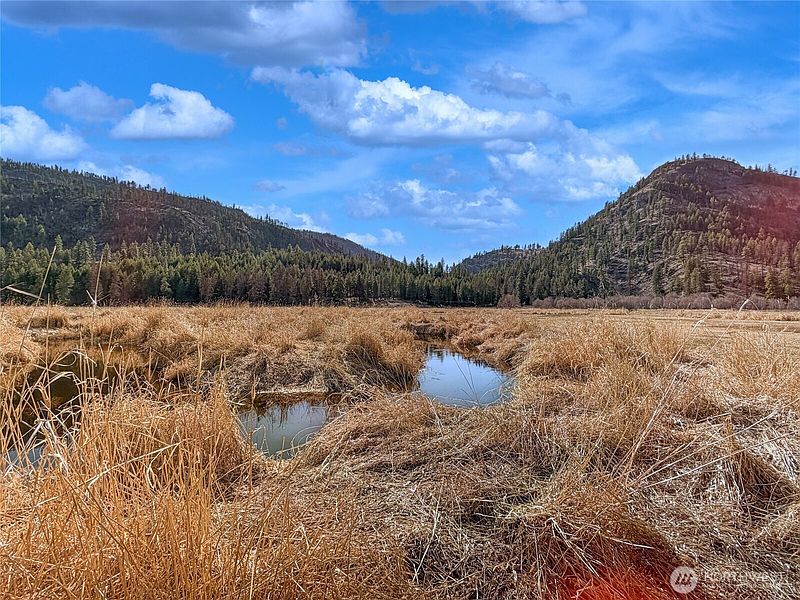 5th image of 1721 Aeneas Valley Road