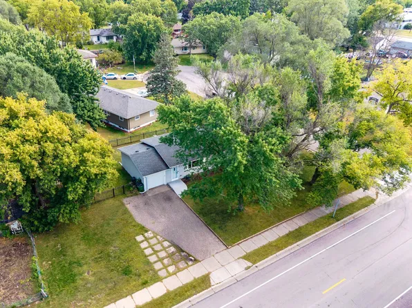 7717 Able St NE, Spring Lake Park, MN 55432