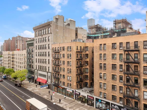 208 West 23rd Street image 1 of 15