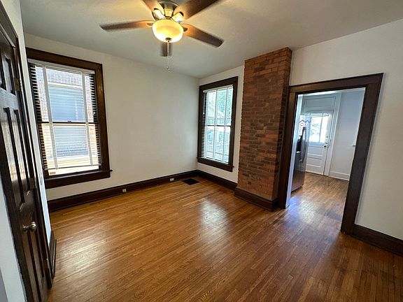 4th image of 64 W Greenwood Ave #70