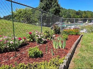 72 Marcum Hill Rd, Manchester, KY 40962