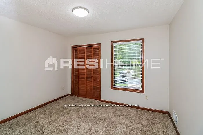 643 Sunshine Trce NW — Photo 11
