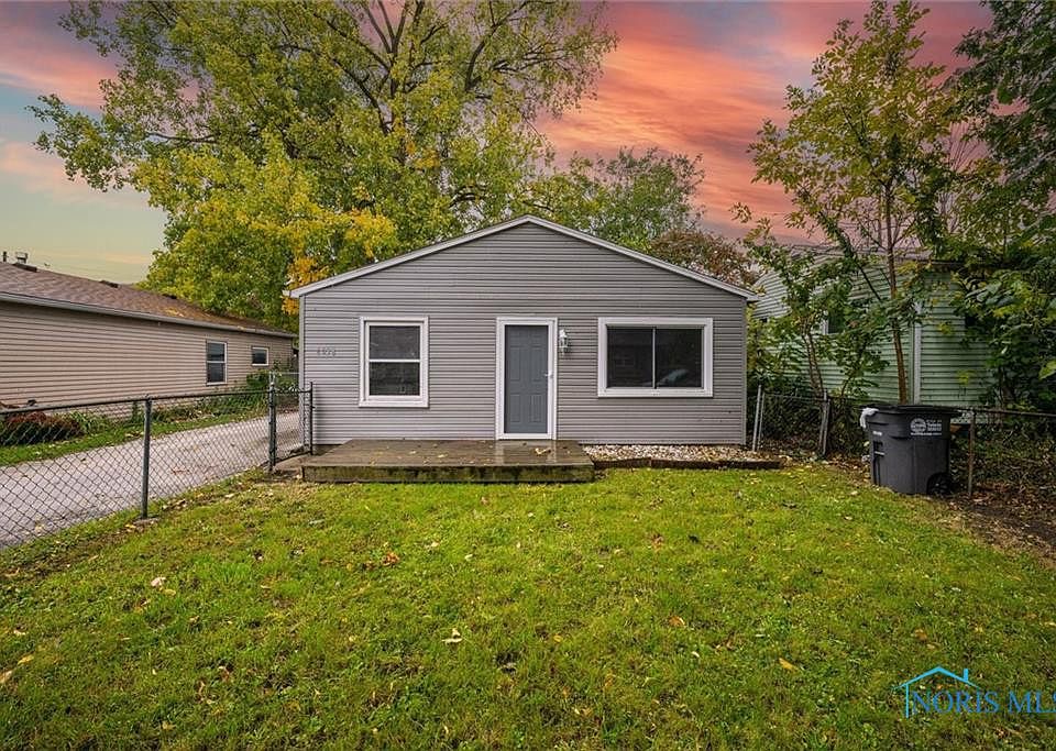 1st image of 6038 323rd St