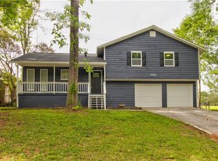 3074 Deerfield Way, Rex, GA 30273