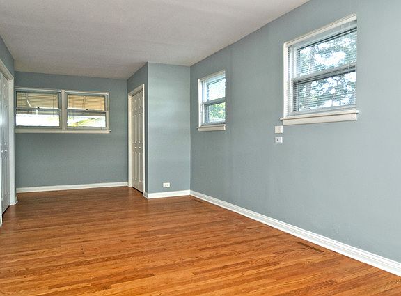 5th image of 2612 Fontana Dr
