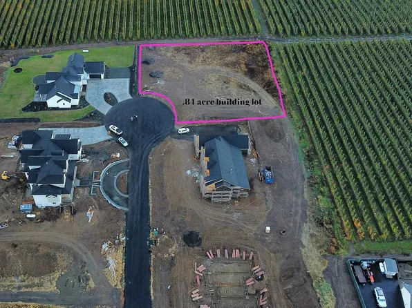 504 Freestyle Ln, Yakima, WA 98908