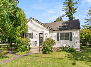 423 Ancaster Ave, Ottawa, ON K2B5B6