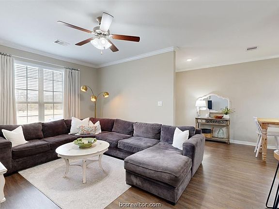 5th image of 2143 Big River St